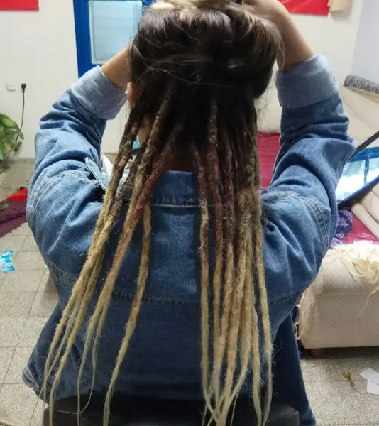 החלפת התוספת הסינטטית בשיער טבעי- אחרי