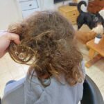 התרת קשרים מורכבים בשיער